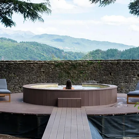 Lodge La Rocca Di *