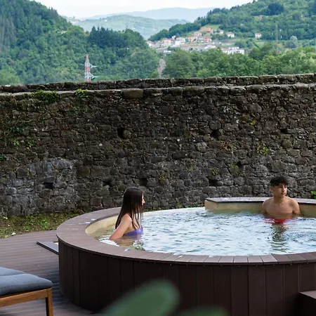 La Rocca Di Lodge