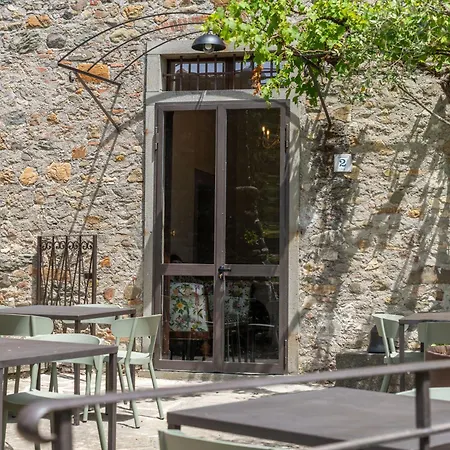 אכסניה La Rocca Di Camporgiano
